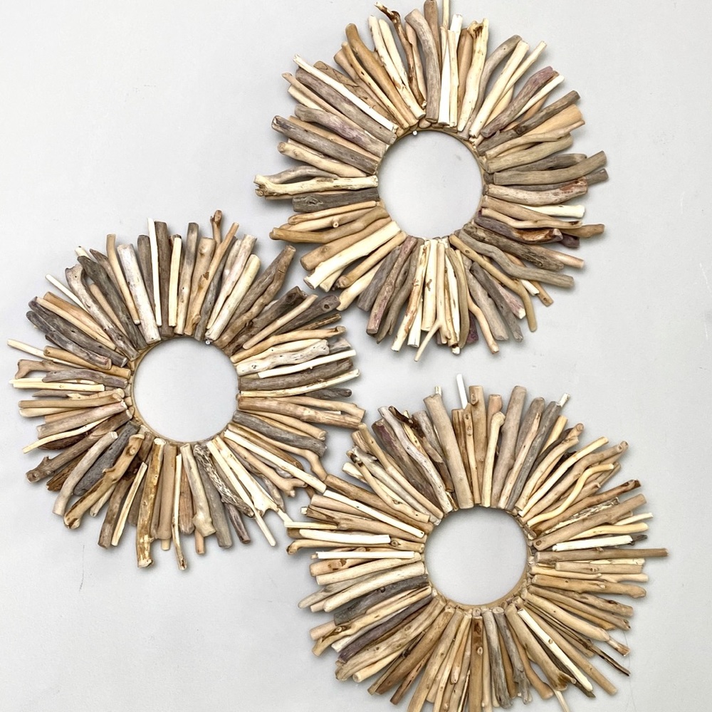 Driftwood Starburst Wreath Wall Decor